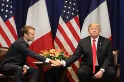 باز هم حرکت عجیبی دیگر از دونالد ترامپ / عکس