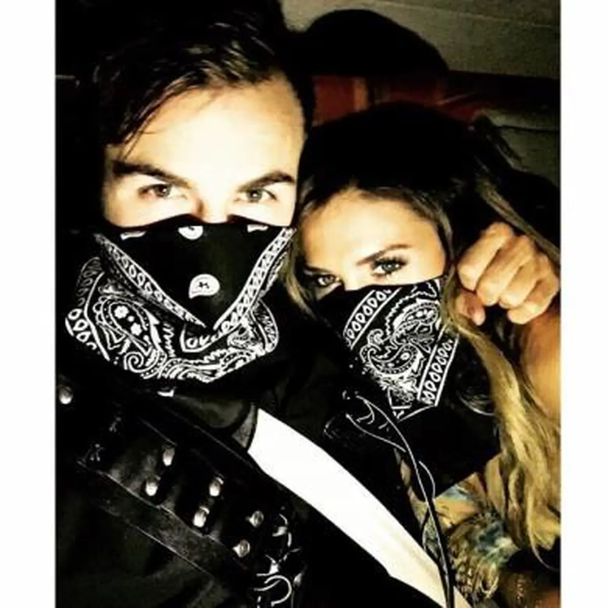 سلفی جالب ستاره فوتبال با نامزدش + عکس