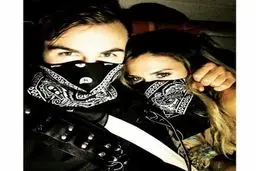 سلفی جالب ستاره فوتبال با نامزدش + عکس