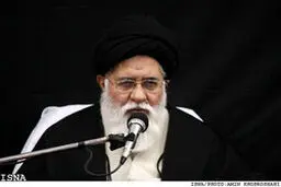 علم‌الهدی: بی‌خود می‌گویند ضایعه انسانی نداشتیم؛ ضایعه انسانی هم داشتند و قدرت آمریکا در هم کوبیده شد