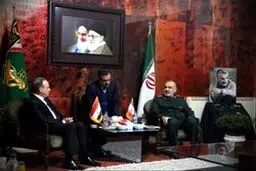 فرمانده سپاه به نخست وزیر سوریه: تا آخر کنار شما هستیم / میدان را ترک نمی کنیم تا تمامی دشمنان، سوریه را ترک کنند