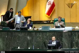 سوال از وزیر ارتباطات در مجلس/تصاویر