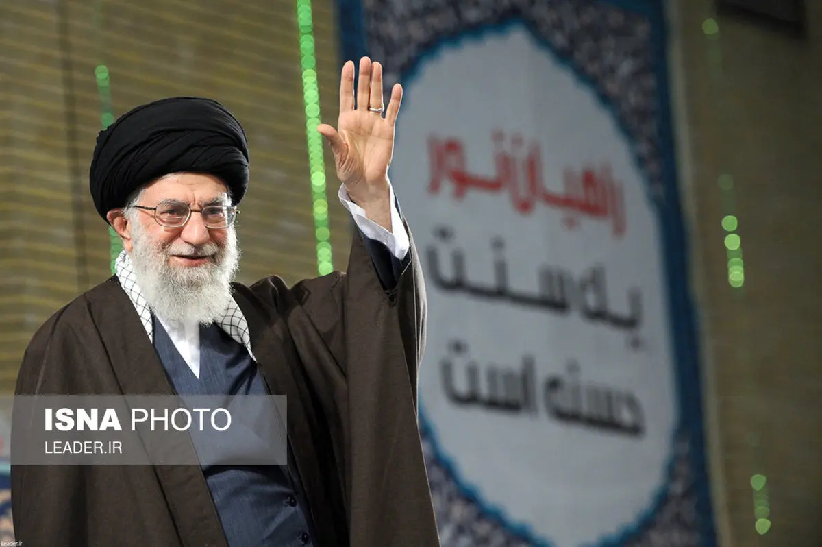 دیدار جمعی از شرکت‌کنندگان در اردوهای راهیان نور با مقام معظم رهبری/تصاویر