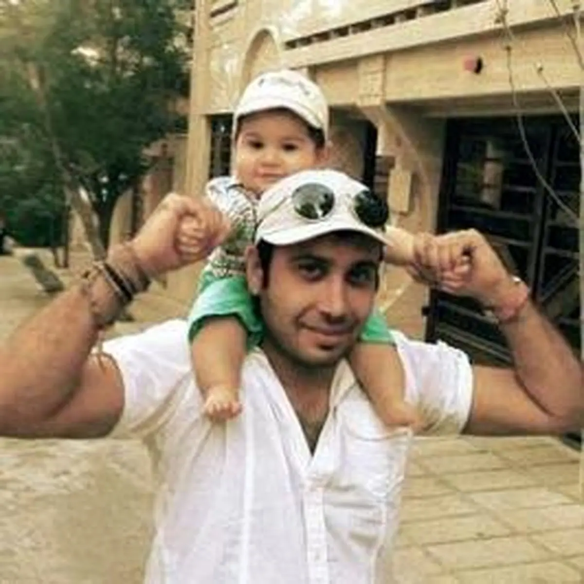 خواننده‌های پاپ و فرزندانشان/تصاویر