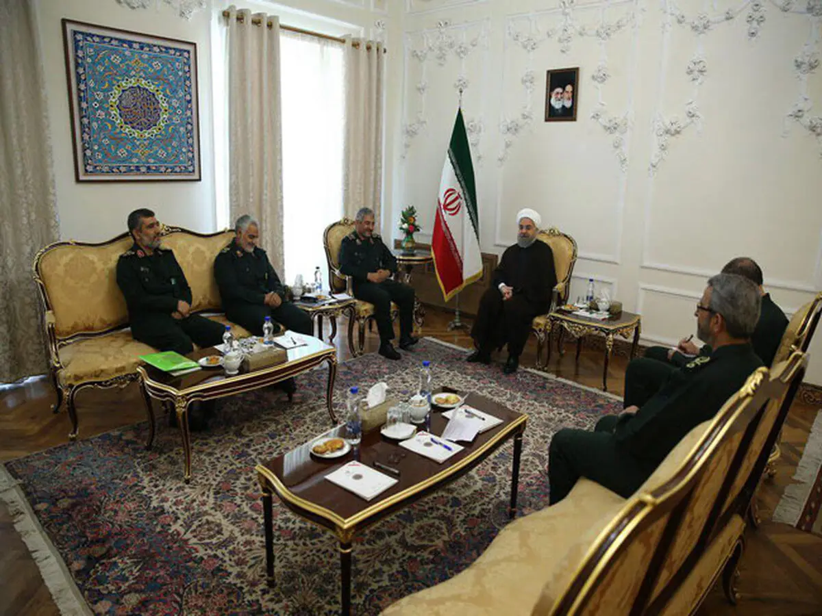 روایتی از دیدار فرماندهان سپاه با روحانی/ سردارغیب‌پرور: به دولت کمک می‌کنیم/ روحانی گفت از سا 58 بسیجی‌ام