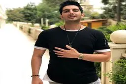 تی شرت شیک فرزاد فرزین در جدیدترین عکسش