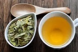 برگ سنا برای یبوست؛ مفید یا مضر؟