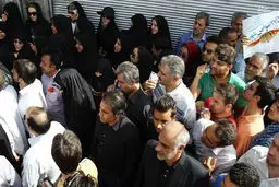 مهدوی کیا در مراسم تشییع شهدای غواص/عکس