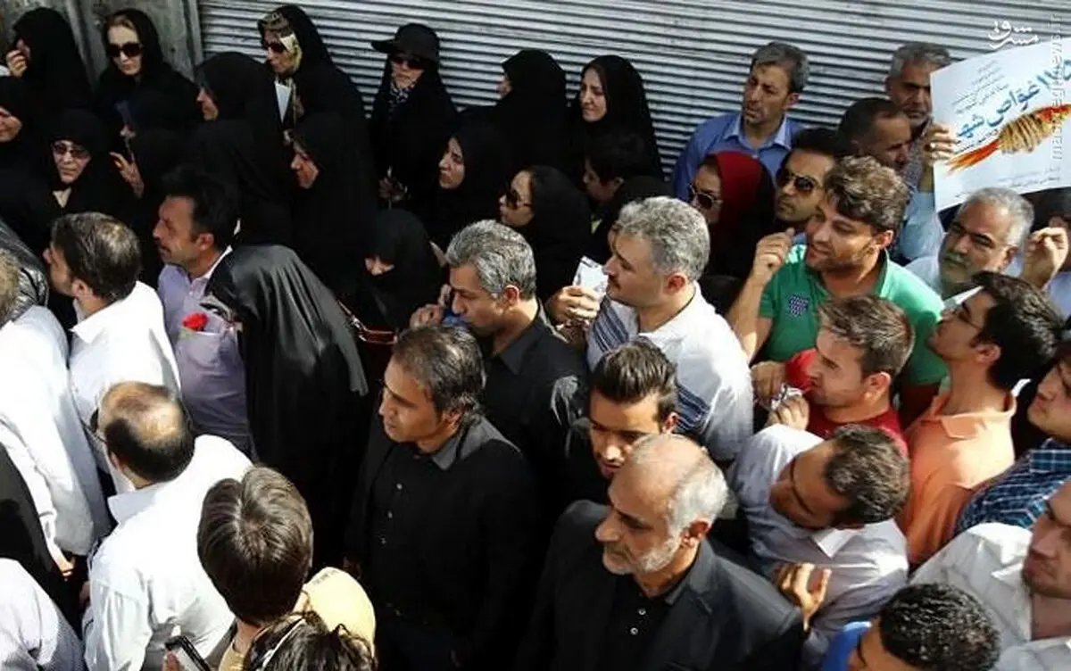 مهدوی کیا در مراسم تشییع شهدای غواص/عکس