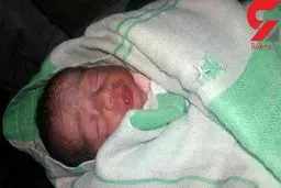 عکس / این نوزاد بدون نام ونشان در خیابان رها شد / مادر او را می شناسید ؟!