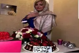 «نیوشا ضیغمی» و کیک تولد 38 سالگی اش+عکس