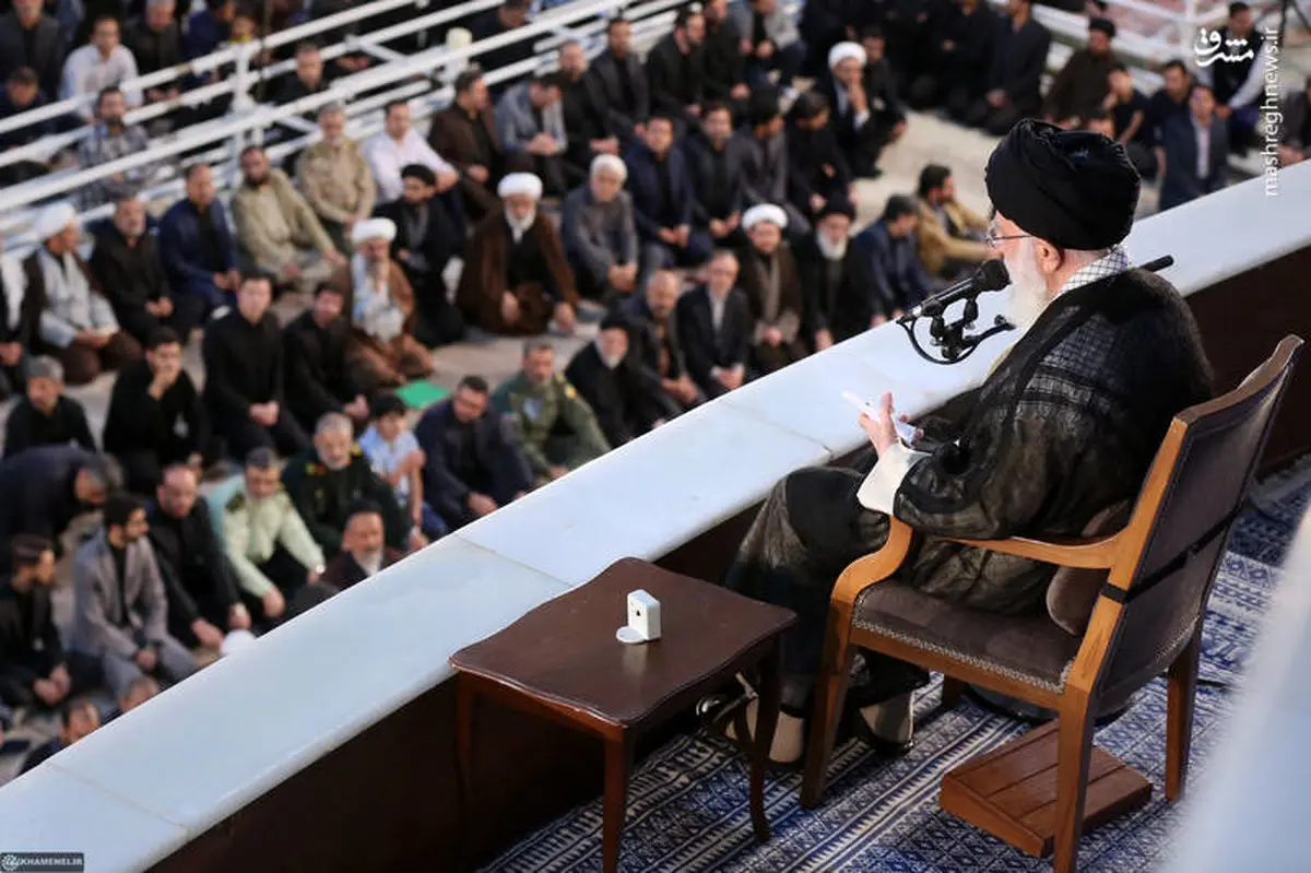 عکس/ بازهم همان زیلوهای ساده بیت رهبری