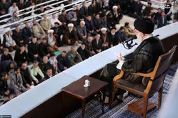 عکس/ بازهم همان زیلوهای ساده بیت رهبری