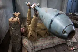 تمرین عجیب نیروهای ارتش اوکراین با گلوله های خمپاره