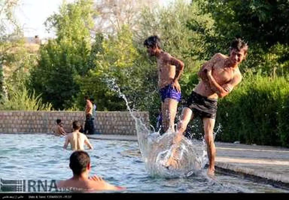 شنا، راهی برای فرار از گرما/تصاویر