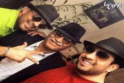 امیدحاجیلی به همراه پدر و برادرش/ عکس