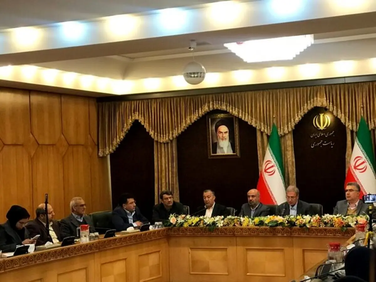 ربیعی: رئیس جمهور خود را فدای مصالح مردم و کشور کرد! / ارایه آمار دقیق کشته و زخمی‌ها نیازمند چند روز فرصت است