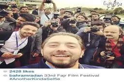 عکس سلفی بهرام رادان با خبرنگاران وعکاسان