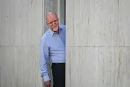 چشم امید حسن روحانی به «ژنرالِ نفتی» کابینه دومش /دلواپسان موفق به دور کردن «شیخ‌الوزرا» از پاستور نشدند