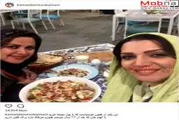 سلفی الهام پاوه نژاد به همراه کمند امیرسلیمانی در یک رستوران/ عکس