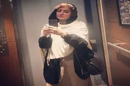 سلفی آسانسوری مهناز افشار!