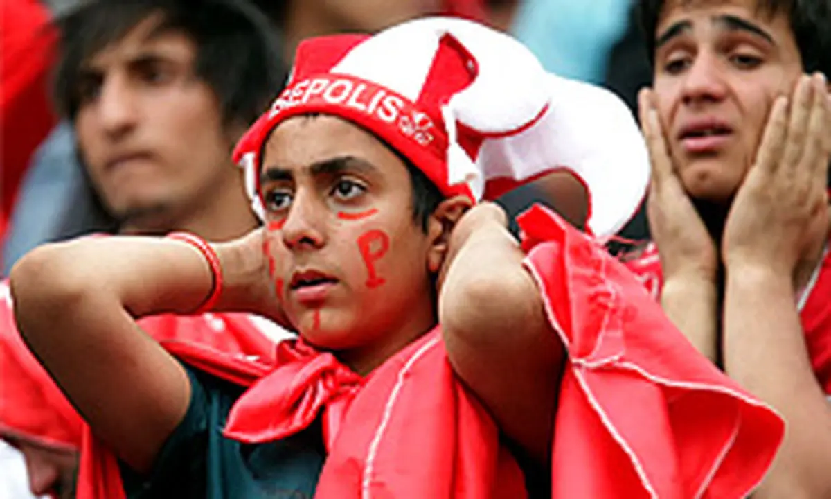 حاشیه‌های دیدار پرسپولیس و پدیده