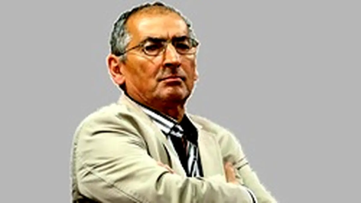 صادق زیبا کلام: جلیلی و عارف برای انتخابات ریاست جمهوری آماده می‌شوند / لاریجانی هوشمندانه فهمید که دیگر اقبال ندارد و نباید در رقابت وارد شود