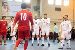 پیروزی تیم اینفانتینو و علی دایی مقابل یاران خداداد و فان باستن + عکس