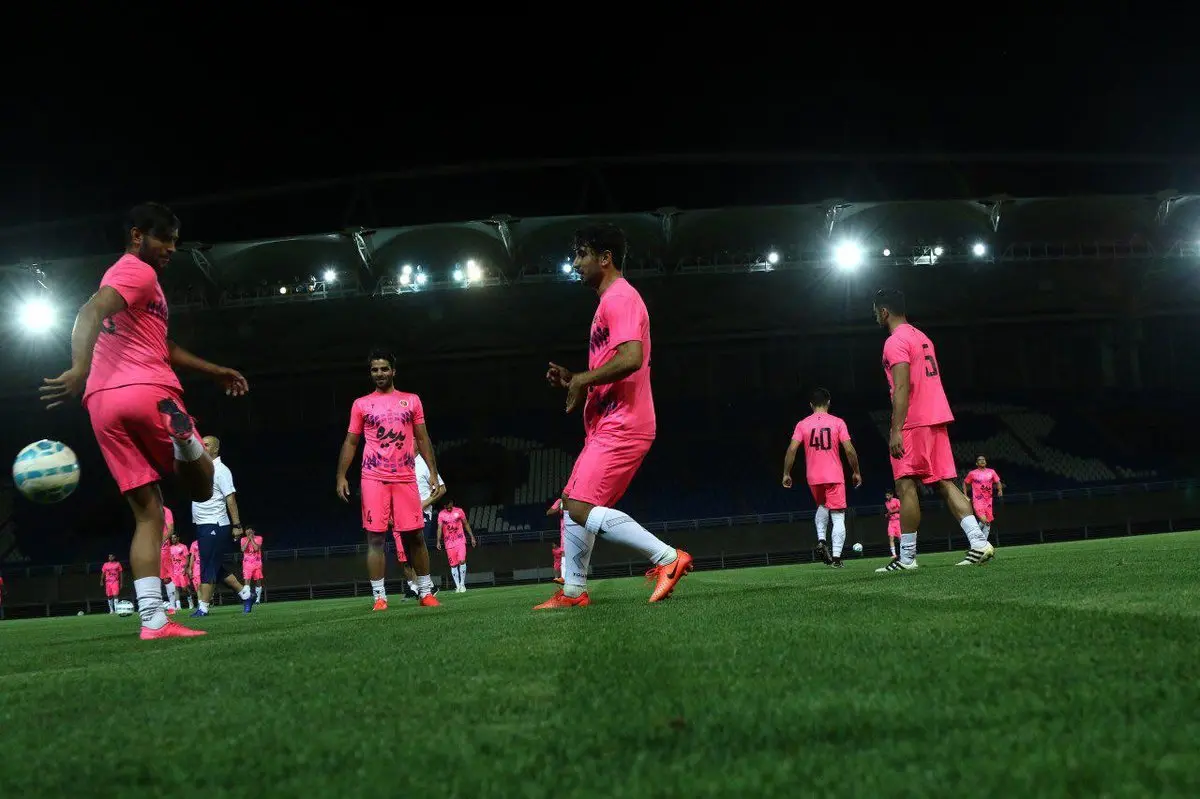 بازشدن درهای زیباترین استادیوم ایران/عکس