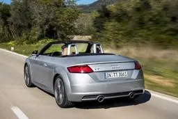 تجربه رانندگی با آئودی تی‌تی رودستر + عکس