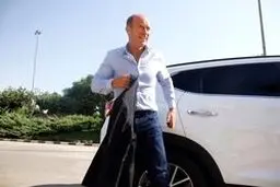 دو دستیار کالدرون به تهران آمدند