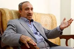 نماینده سابق: برای شکایت از احمدی نژاد زنبیل گذاشته ایم !