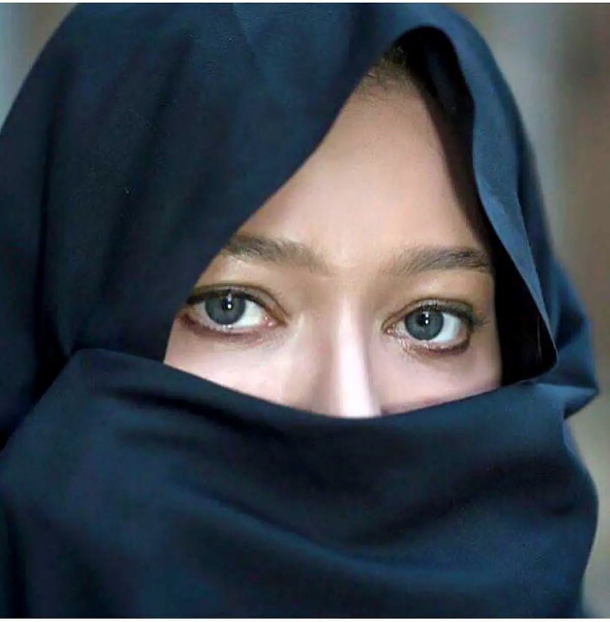 تصویری جدید از بازیگر نقش گوزل در فیلم "جن زیبا"