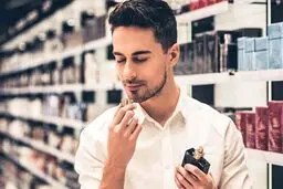 10 عطر مشهور مردانه با رد بوی بالا