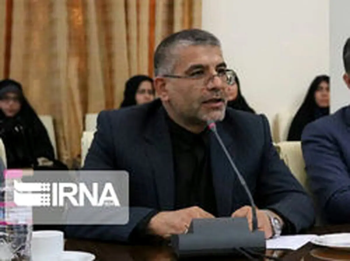 دردسرهای کرونا به روایت دادستان همدان: کرونا اختلاف‌های خانوادگی را افزایش داد/ هنگام ورود آقایان به منزل، آنها دچار بگو و مگوهایی با همسرشان در زمینه های ضدعفونی کردن وسایل ولباس هایشان می شوند