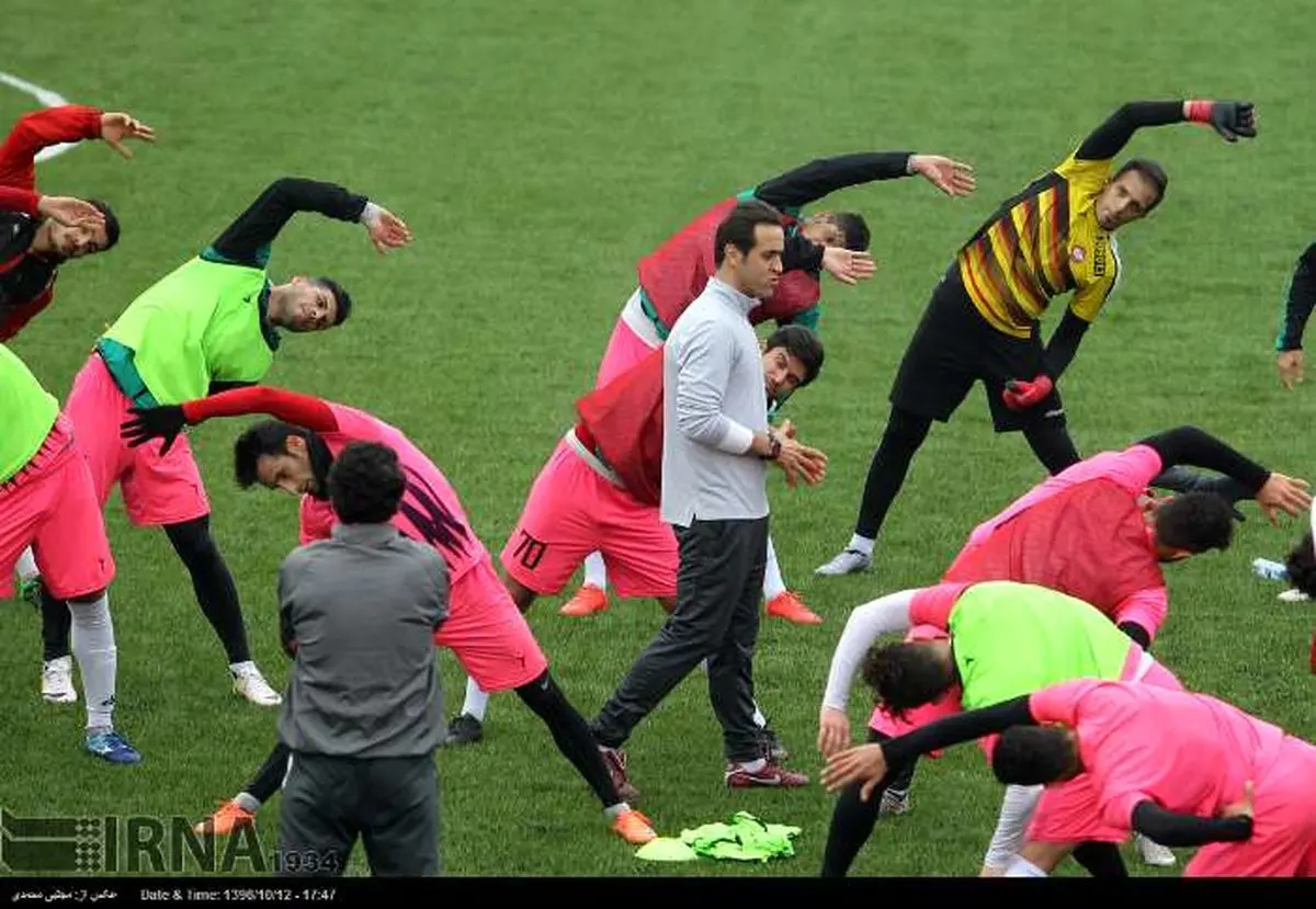تصاویری از حضور علی کریمی در تمرین سپیدرود