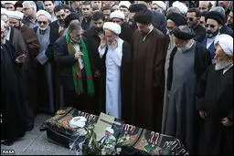 چه کسی بر پیکر آیت‌الله انصاری نماز خواند؟/ عکس