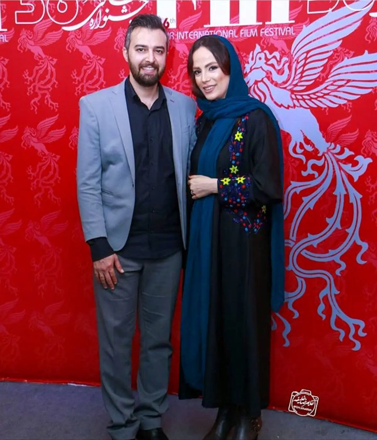 مجرى مطرح تلويزيون و راديو در كنار همسرش/عکس