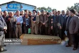 تشییع پیکر مرحوم لرستانی در روستای سیمینه/تصاویر