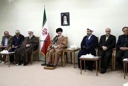 دیدار دست‌اندرکاران کنگره بزرگداشت شهدای کرمان با رهبرانقلاب/تصاویر