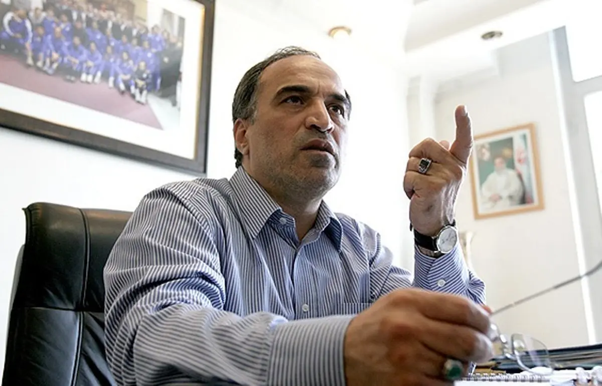 گپ و گفت با چهره‌ای که احمدی‌نژاد را شهردار تهران کرد /جریانی درحال هدایت کردن احمدی‌نژاد است /او دیگر ذکاوت سیاسی ندارد اما خودشیفته است /می‌خواهند بنیان نظام را زیر سوال ببرند