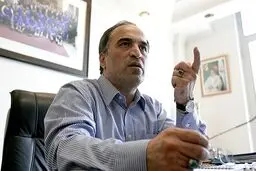 گپ و گفت با چهره‌ای که احمدی‌نژاد را شهردار تهران کرد /جریانی درحال هدایت کردن احمدی‌نژاد است /او دیگر ذکاوت سیاسی ندارد اما خودشیفته است /می‌خواهند بنیان نظام را زیر سوال ببرند