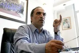 گپ و گفت با چهره‌ای که احمدی‌نژاد را شهردار تهران کرد /جریانی درحال هدایت کردن احمدی‌نژاد است /او دیگر ذکاوت سیاسی ندارد اما خودشیفته است /می‌خواهند بنیان نظام را زیر سوال ببرند
