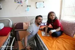 تصاویر: داوران برنامه «عصر جدید» در بیمارستان مفید