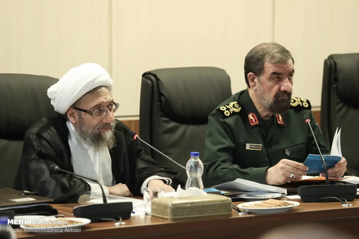 عکس / محسن رضایی با لباس سپاه در جلسه مجمع تشخیص مصلحت نظام
