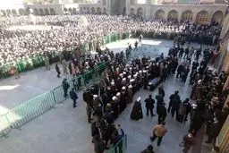 پیکر آیت‌الله مصباح یزدی در حرم حضرت معصومه(س) آرام گرفت + عکس