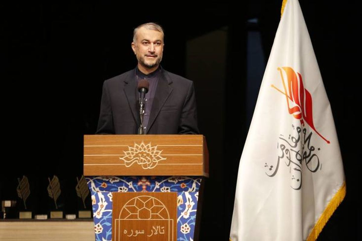 تاکید سردار سلیمانی بر اهمیت رسانه در مذاکره سهجانبه ایران،عراق و آمریکا/ اولین ویژگی مکتب سلیمانی ترسیم دکترین مقاومت هست