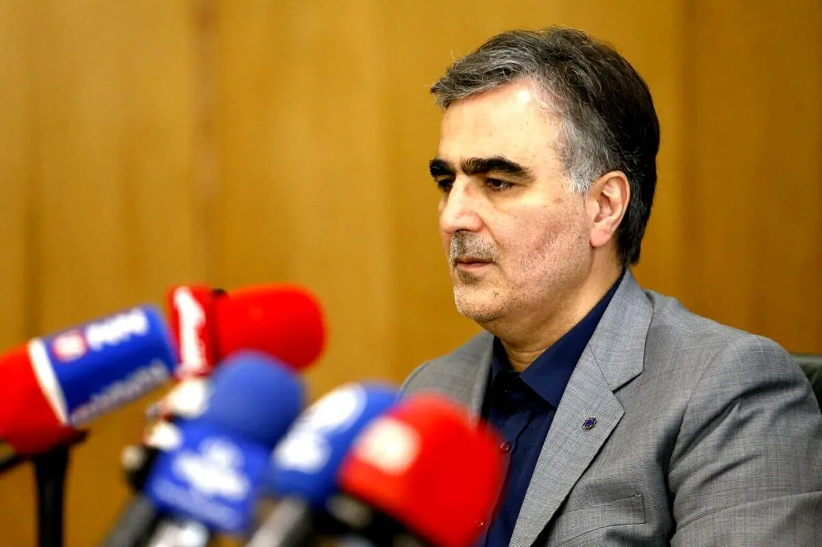 تکذیب جابجایی در رأس بانک مرکزی؛ فرزین همچنان رئیس کل است