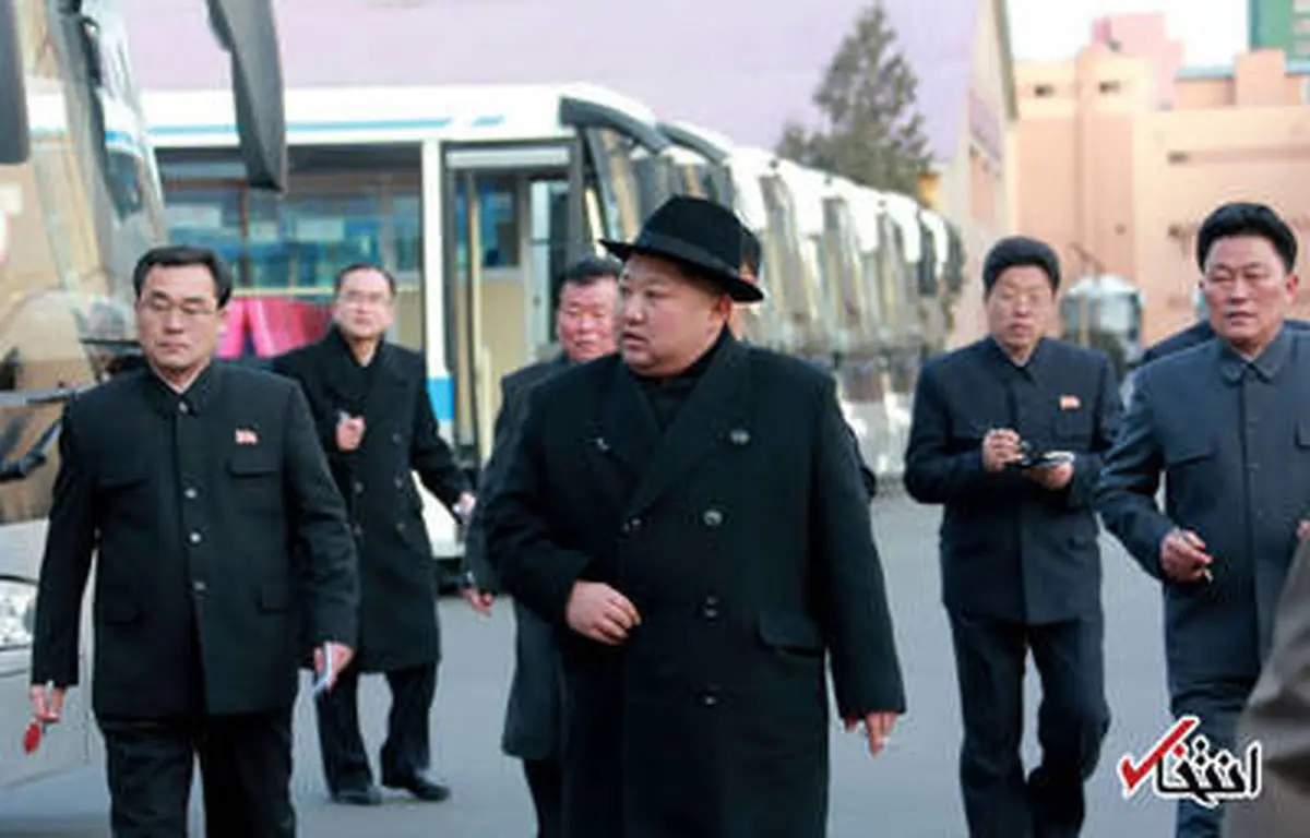 تصاویری از بازدید رهبر کره شمالی از کارخانه تولید اتوبوس