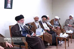 دیدار دست‌اندرکاران همایش حکیم تهران با مقام معظم رهبری/تصاویر